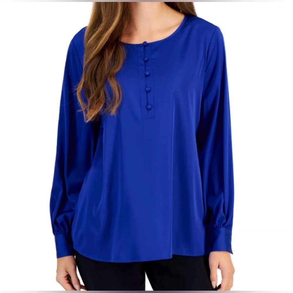 NEW - JM COLLECTION
Satin Button-Up Blouse. COLOR:  MODERN BLUE